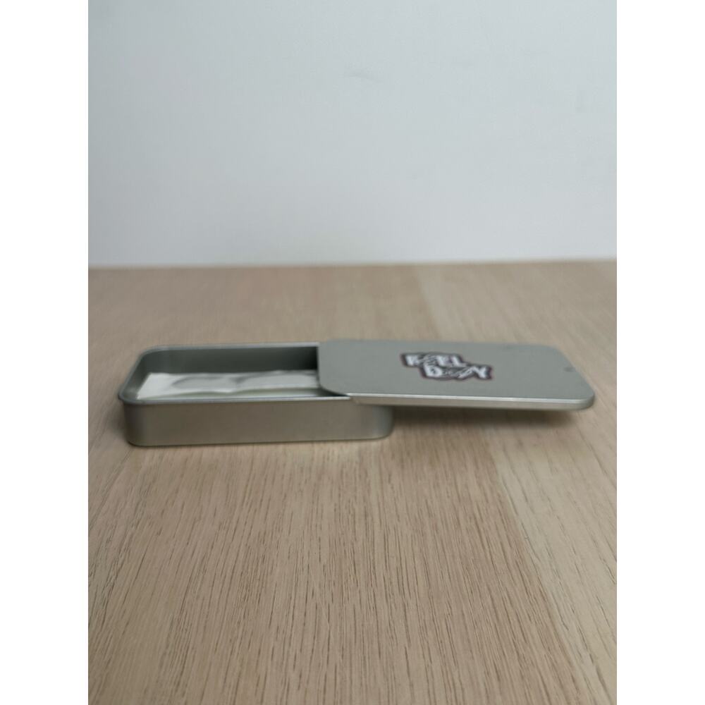Limited Adidas Tin Case with Band Aid - Picture 4 of 4